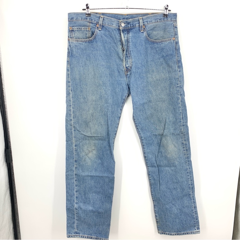 Levi’s Men Size 38 x 34 XX Jeans 501 Light Wash Pants Cotton Button Fly 2003 Y2k